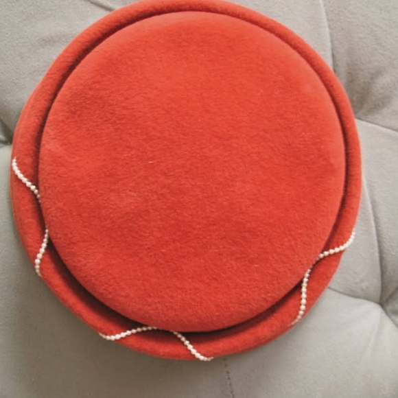 Vintage 1960s Rust Orange Hat - Picture 5 of 5